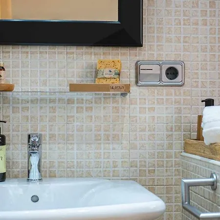 Ave Maria Apartment Gijon